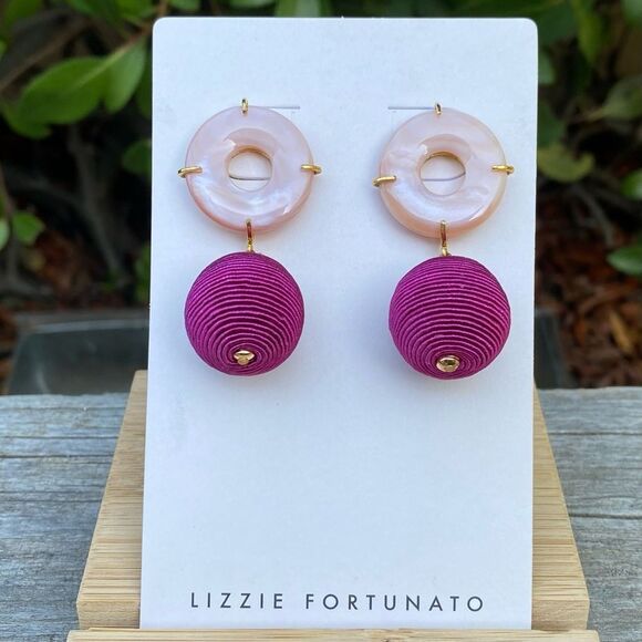 Lizzie Fortunato Saffron Drop Pink Mother of Pearl/Fushia Circle Earrings NWOT - Picture 4 of 8